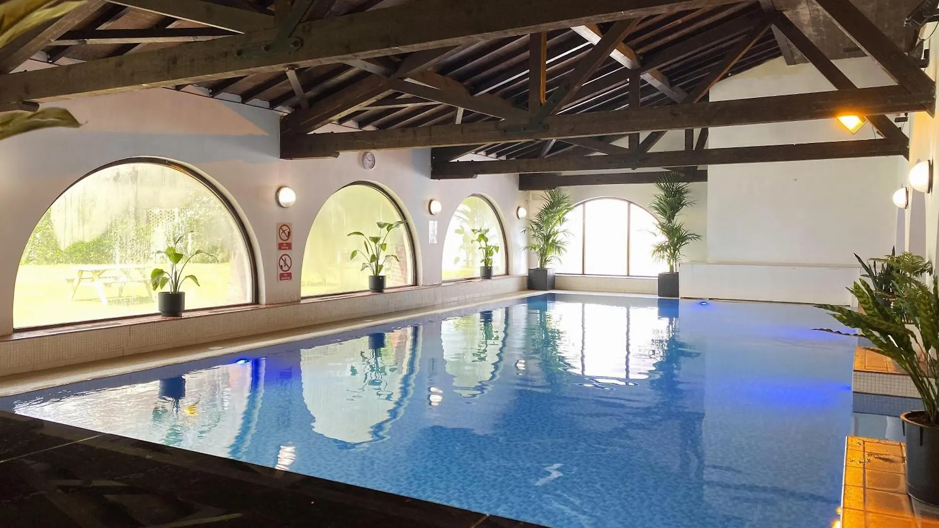 Europa Gatwick Hotel & Spa Crawley  3*, Crawley (West Sussex) Velká Británie