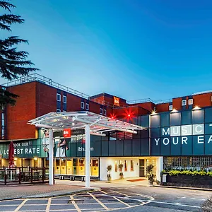 3* Hotel Ibis London Heathrow Airport