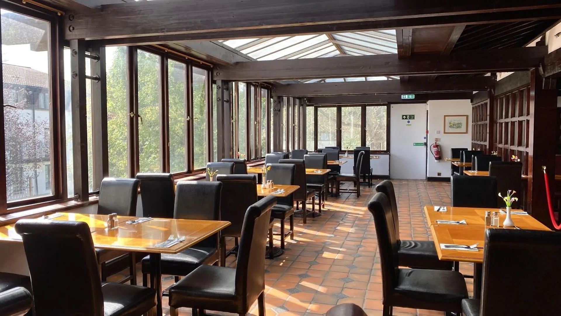 Europa Gatwick Hotel & Spa Crawley  3*, Crawley (West Sussex)