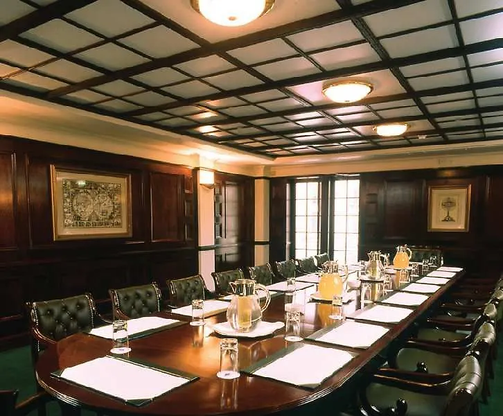 Europa Gatwick Hotel & Spa Crawley  3*, Crawley (West Sussex)
